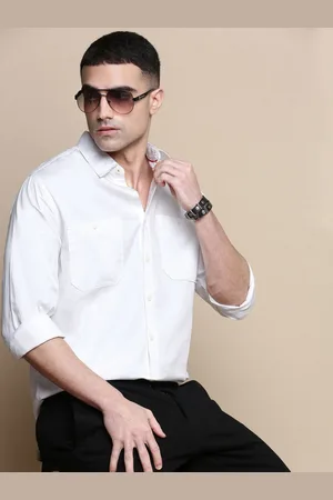 Invictus Men Sport Spread Collar Solid Cotton Slim Fit Casual Shirt