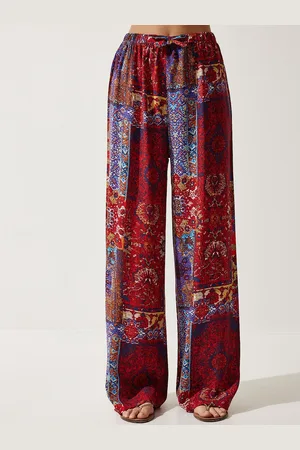 Happiness istanbul Women Printed High-Rise Trousers