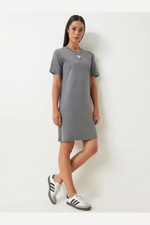 Happiness istanbul Women Solid Round Neck Short Sleeves T-shirt Dress