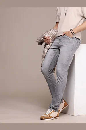 WROGN Men Straight Fit Light Fade Stretchable Jeans
