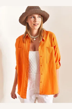 Bianco Lucci Women Spread Collar Solid Cotton Casual Shirt