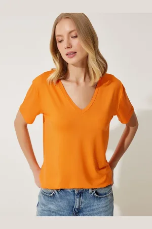 Happiness istanbul Women Solid V-Neck T-Shirt