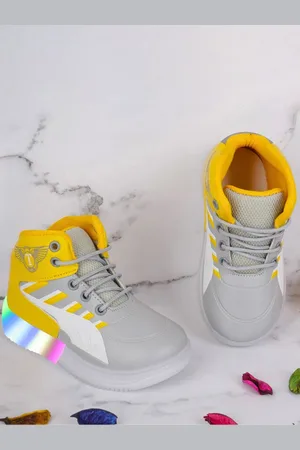 BAESD Kids Round Toe Lightweight LED Sneakers
