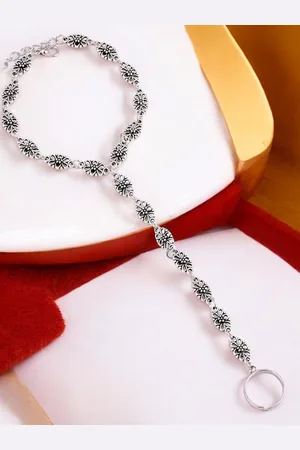 FÁBULA Silver-Plated Oxidised Floral Designed Toe Ring Anklet