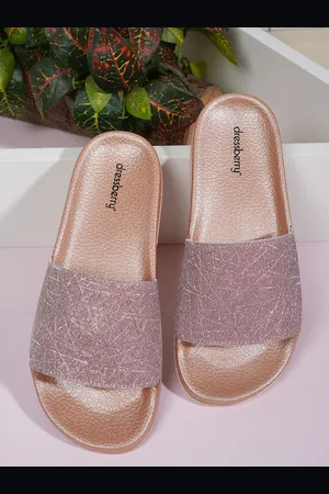 DressBerry Women Embellished Sliders