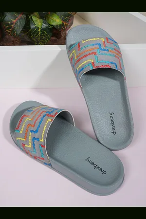 DressBerry Women Printed Sliders