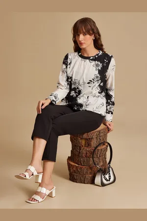 Kazo Women Floral Printed Round Neck Top