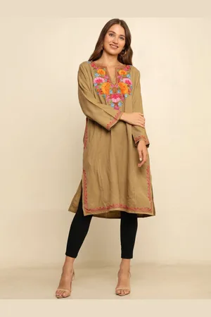 CRAFTBAZAR Floral Kashmiri Embroidered Notch Neck Straight Kurta