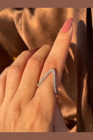 ISHKAARA Rhodium-Plated Stainless Steel American Diamond Studded Finger Ring