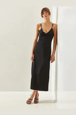 Bianco Lucci Women Solid Straight Maxi Dress