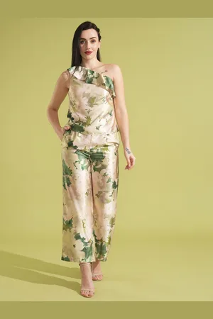 Globus Floral Printed One Shoulder Top With Trousers