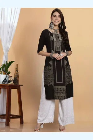 7Threads Women Embroidered Keyhole Neck Thread Work Floral Crepe Anarkali Kurta