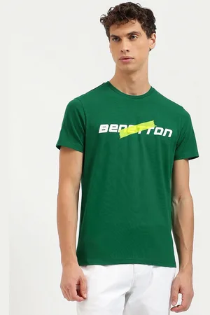 Benetton Men Typography Printed Pure Cotton Applique T-shirt