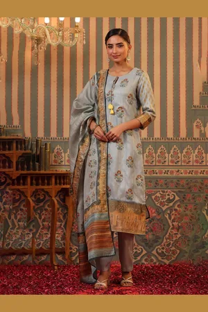 SCAKHI Floral Printed Keyhole Neck Sequinned Straight Kurta with Trousers & Dupatta