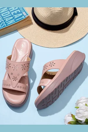 TRASE Textured Wedge Heels