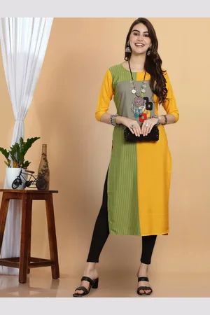7Threads Women Floral Embroidered Flared Sleeves Thread Work Floral Crepe Anarkali Kurta