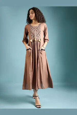 DressBerry Women Print A-Line Midi Dress