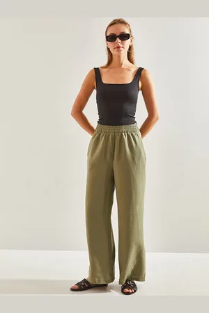 Bianco Lucci Women Trousers