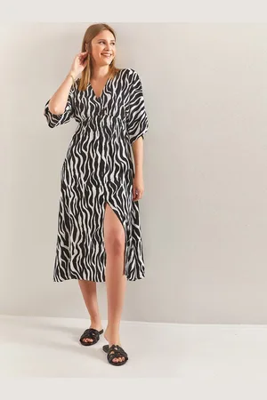 Bianco Lucci Cotton Animal Printed Fit & Flare Midi Dress