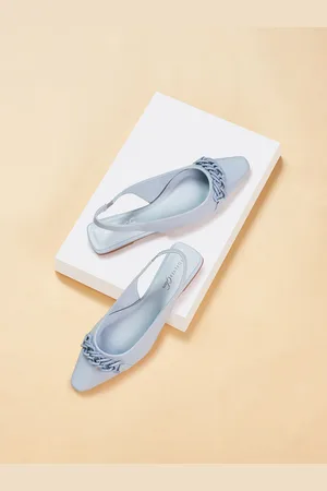Pantaloons Women Solid Ballerinas Backstrap Flats