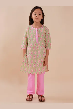 Sangria Green Girls Floral Printed Round Neck Pure Cotton Straight Kurta With Trousers