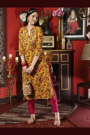 Bandia Floral Printed Mandarin Collar Pure Cotton Straight Kurta