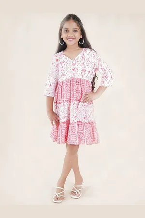 KiddoPanti Girls Floral Printed Fit & Flare Dress