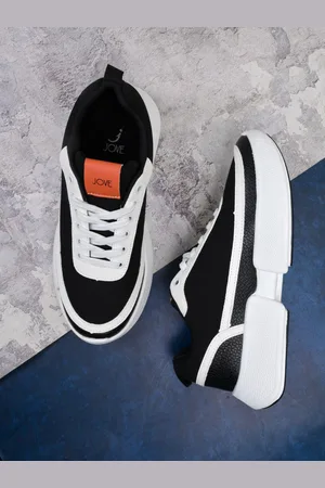 Jove Women Textured PU Sneakers