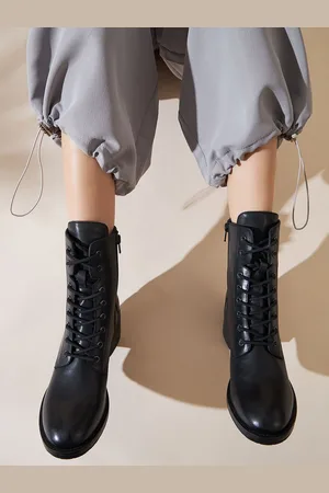 Peach Flores Women Block Heeled Regular Boots