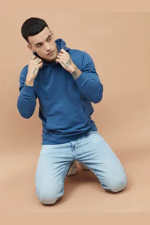 Lifestyle Men Solid Hooded Sweatshirt