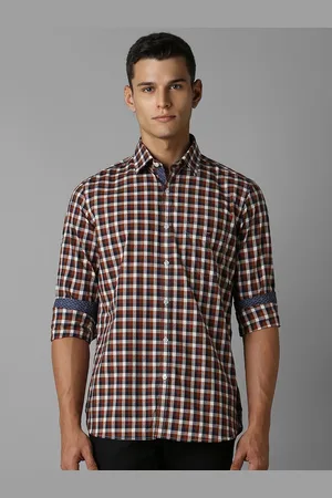 Louis Philippe Men Spread Collar Tartan Checked Cotton Slim Fit Casual Shirt