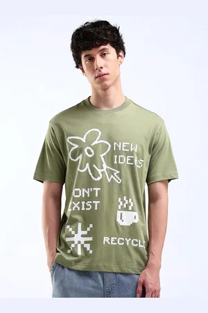 Flying Machine Men Typography Printed Pockets T-shirt