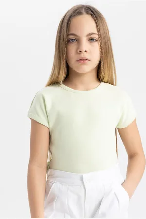 DeFacto Girls Solid Round Neck Cotton T-shirt