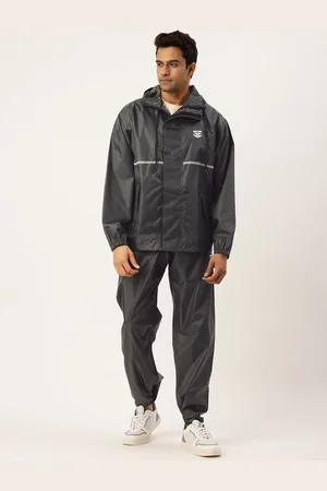 Sports52 Men Comfort Fit Light Weight Rain Suit With Pouch