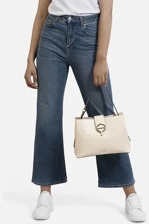 IRTH Women Solid Shoulder Bag