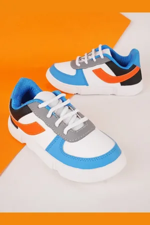 YK Boys Striped Sneakers
