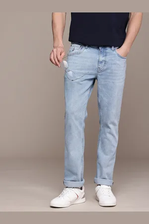 Nautica Men Straight Fit Heavy Fade Stretchable Jeans