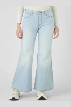 Wrangler Women Flared Light Fade Stretchable Jeans