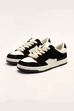 The Bear House Men Lightweight textured Lace Up Round Toe Casual Sneakers