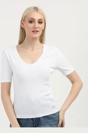Calvin Klein Women V-Neck Drop-Shoulder Sleeves Slim Fit T-shirt