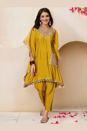 Ishin Embellished V Neck Kaftan With Trousers