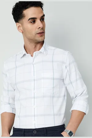 Lifestyle Men Spread Collar Checked Slim Fit Casual Shirt