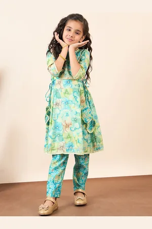 Stylo Bug Girls Floral Printed Regular Gotta Patti Kurta With Trousers