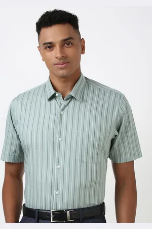 Peter England Men Spread Collar Pinstripes Striped Cotton Formal Shirt