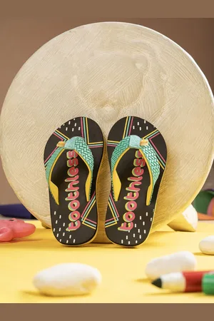 toothless Boys Printed Rubber Thong Flip-Flops