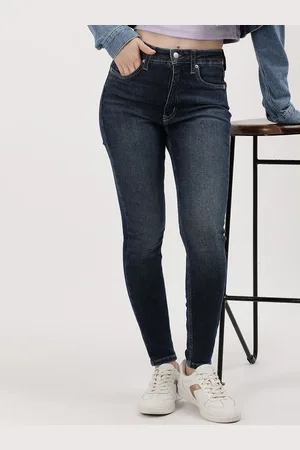 Calvin Klein Women Skinny Fit Light Fade Jeans