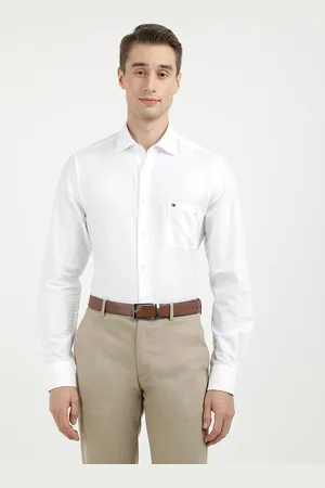 Tommy Hilfiger Men Cutaway Collar Horizontal Striped Cotton Formal Shirt