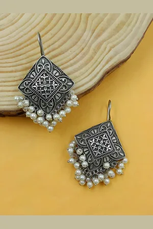 Sangria Silver Plated Geometric Beaded Pearls Drop Earrings