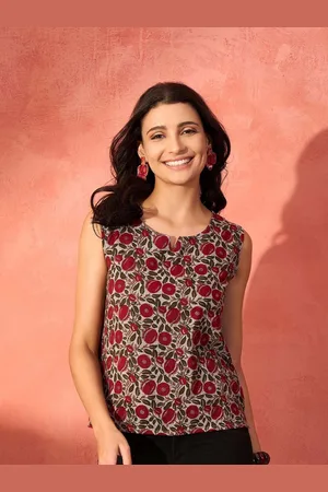 InWeave Women Floral Printed Round Neck Top