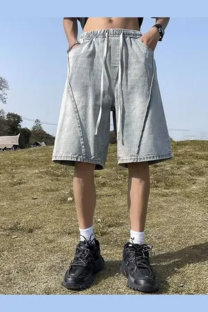 HERE&NOW Men Solid Loose Fit Denim Shorts